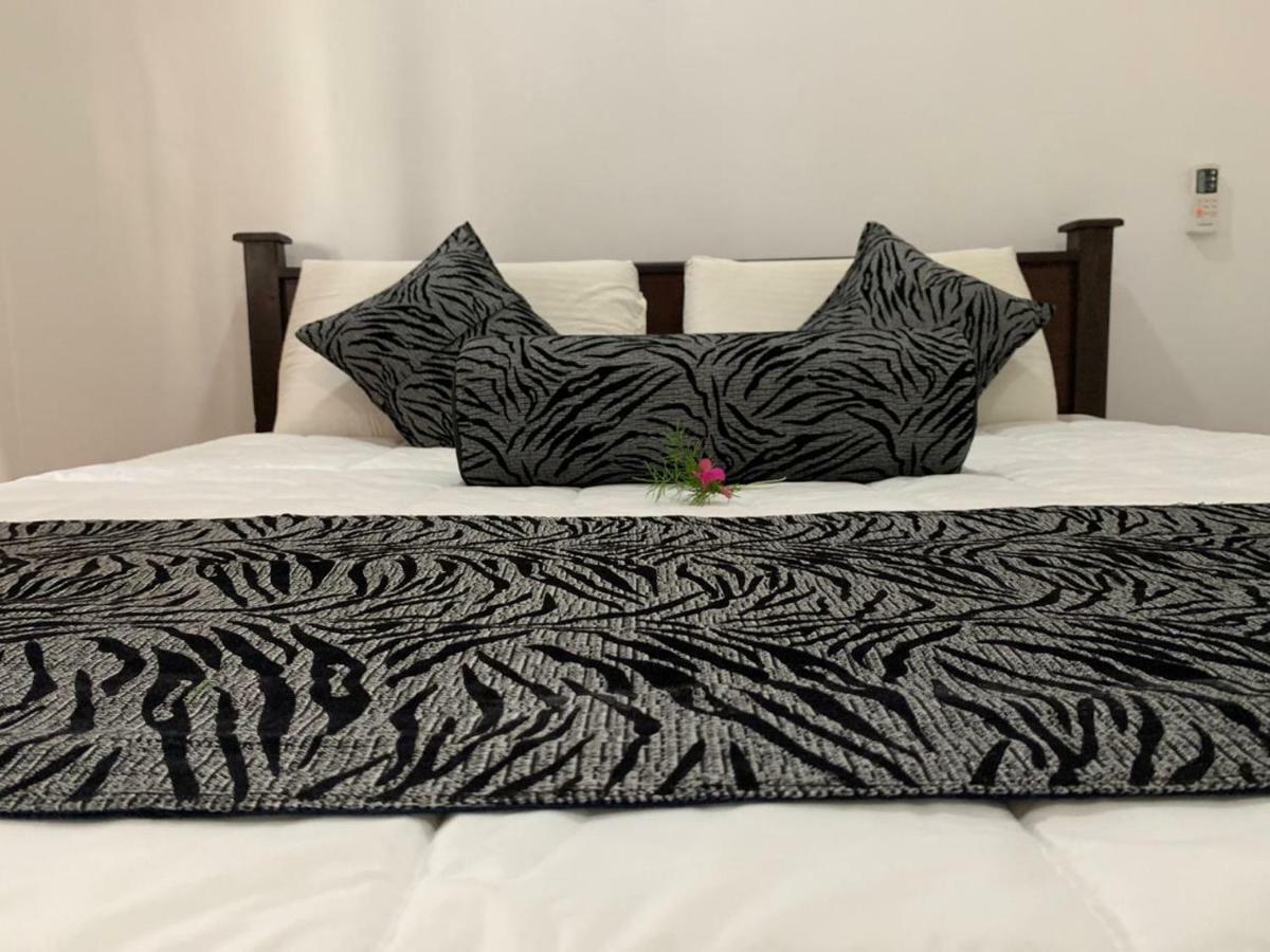 Shan Home Stay Σιγκιρίγια Εξωτερικό φωτογραφία