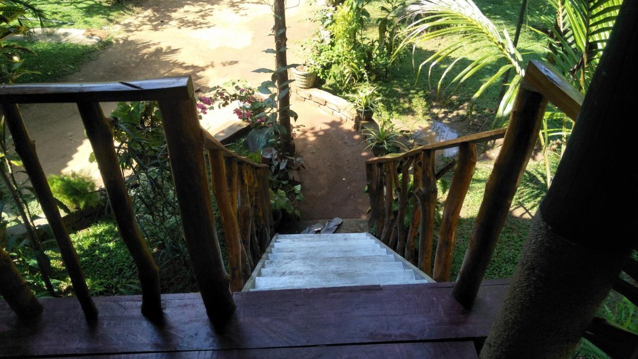 Shan Home Stay Σιγκιρίγια Εξωτερικό φωτογραφία