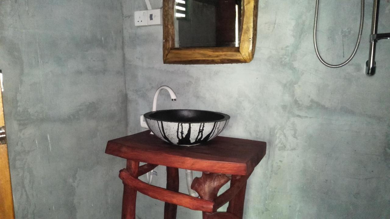Shan Home Stay Σιγκιρίγια Εξωτερικό φωτογραφία