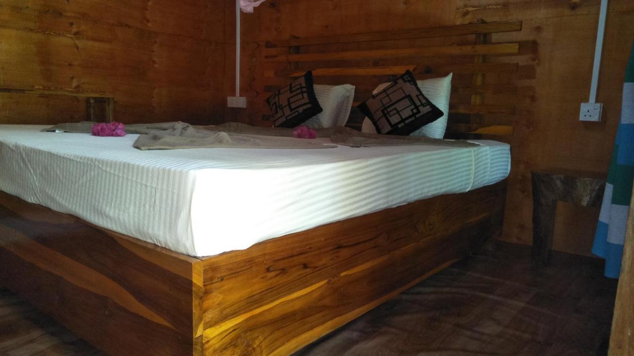 Shan Home Stay Σιγκιρίγια Εξωτερικό φωτογραφία